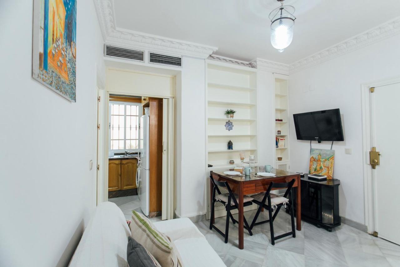 Cozy And Bright- 1Bd 1Bth - La Alfalfa Sevilla Exterior foto